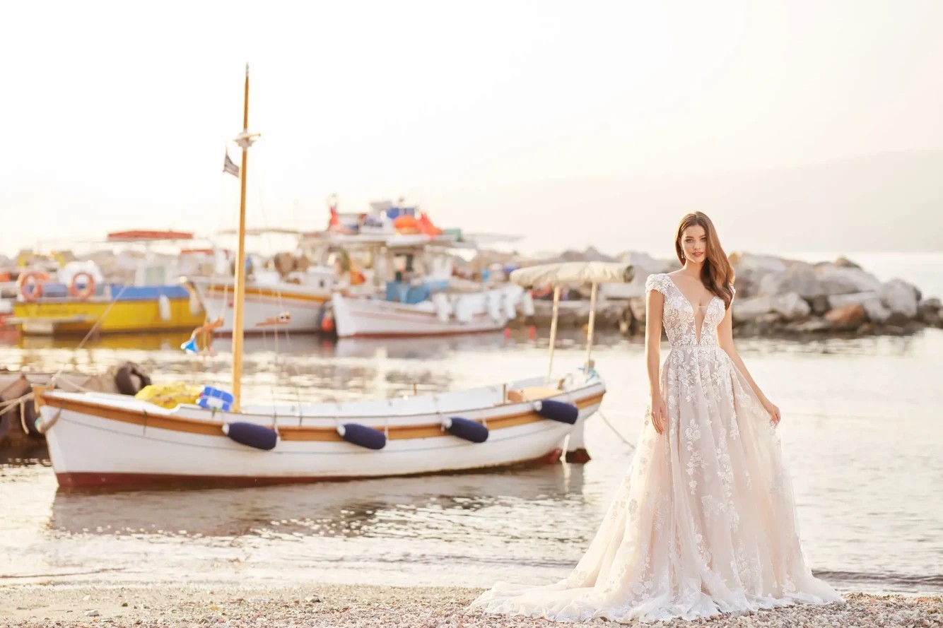 mon cheri bridals model