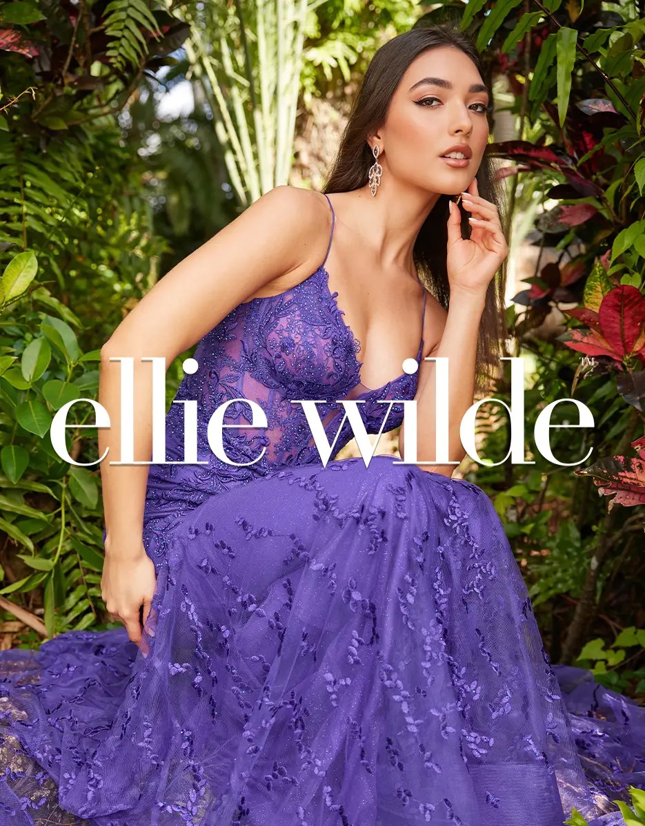 Model in prom dress