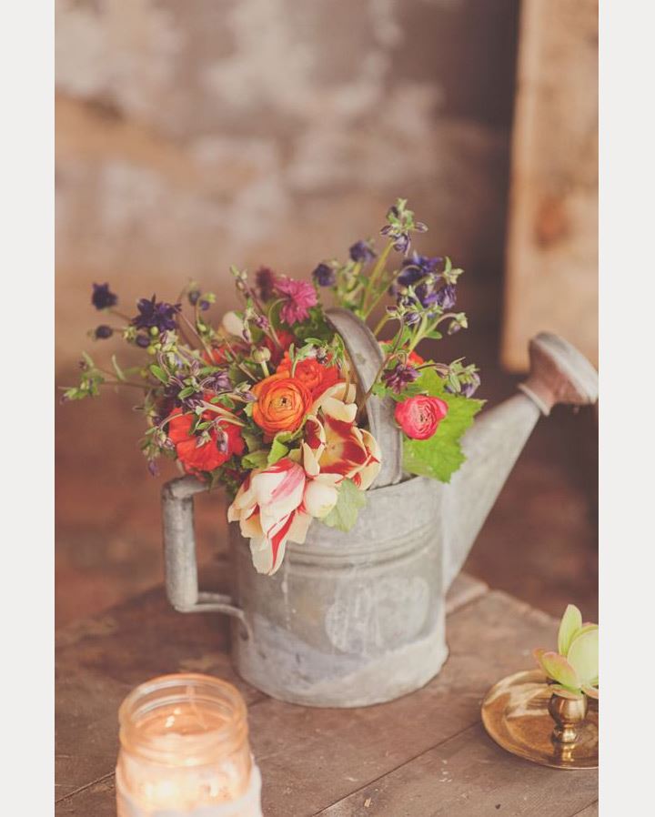 18 Non Mason Jar Rustic Wedding Centerpieces You&#39;ve Got To See!