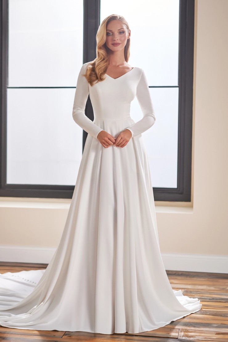 Modest by Mon Cheri #TR22175