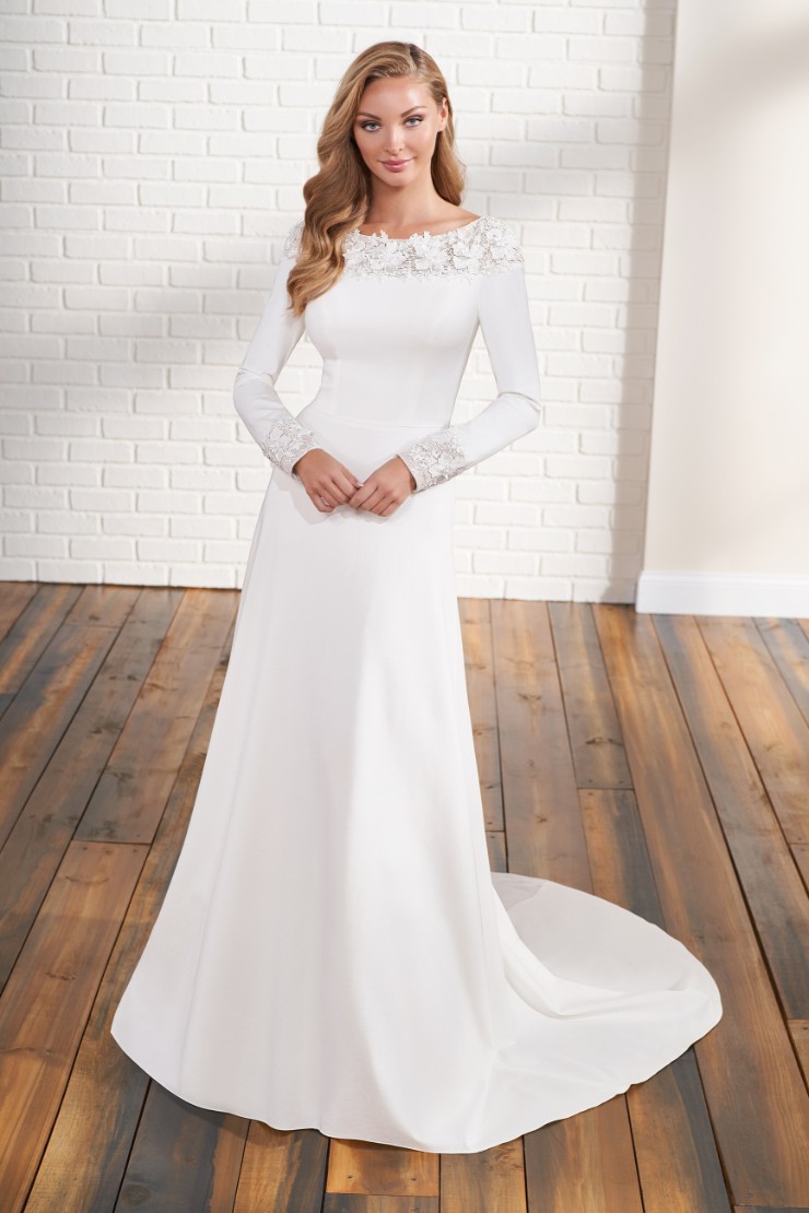 Modest by Mon Cheri #TR12292