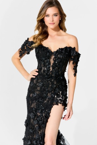 Ivonne D #ID915 $7 Black/Nude thumbnail