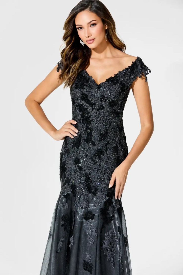 Ivonne D #ID919 #4 Black/Pewter picture