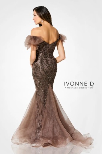Ivonne D #ID926 $2 Mocha thumbnail