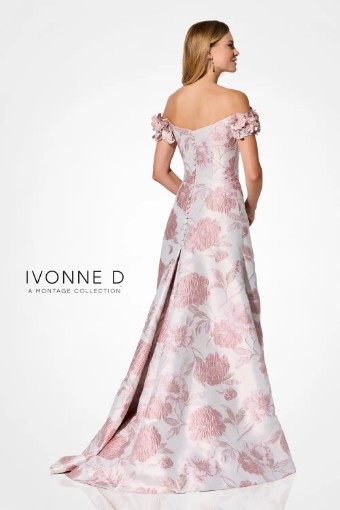 Ivonne D #ID325 $2 Blush thumbnail