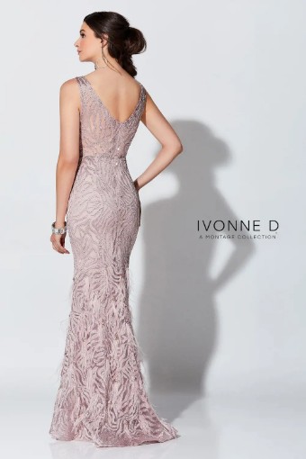 Ivonne D #119D52 $3 Pink Sapphire thumbnail